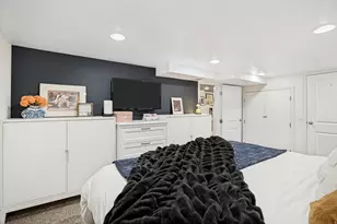 2333 E Lakeview Dr S, Salt Lake City, UT 84109 - Photo 13