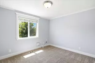 1962 N 2600 E, Layton, UT 84040 - Photo 15