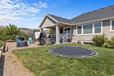 9707 N Hummer Dr, Eagle Mountain, UT 84005 - Photo 37