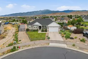 9707 N Hummer Dr, Eagle Mountain, UT 84005 - Photo 41