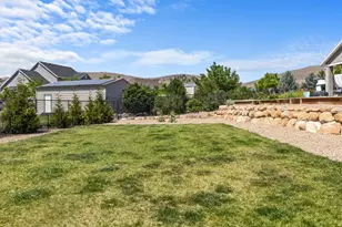 9707 N Hummer Dr, Eagle Mountain, UT 84005 - Photo 37