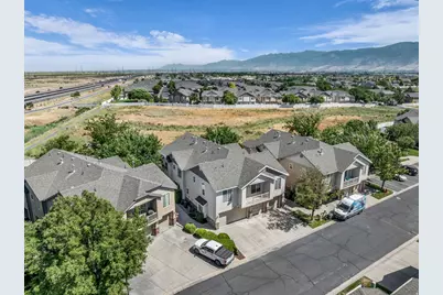 658 Canterbury Ln, North Salt Lake, UT 84054 - Photo 21