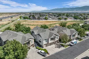 658 Canterbury Ln, North Salt Lake, UT 84054 - Photo 21