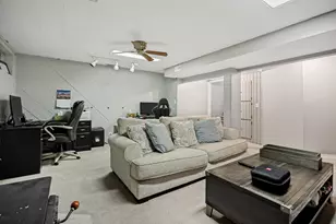 246 Oak Dr, North Salt Lake, UT 84054 - Photo 17