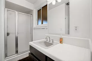 246 Oak Dr, North Salt Lake, UT 84054 - Photo 15