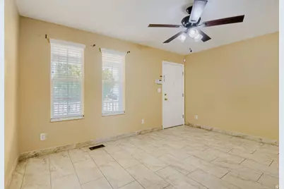 1472 S 2250 E, Spanish Fork, UT 84660 - Photo 13