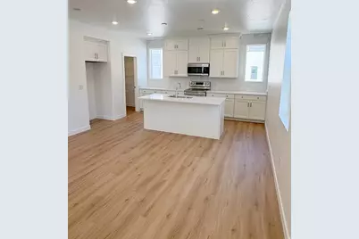 923 W Coalburn Way #101/65, Murray, UT 84123 - Photo 3