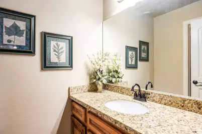 258 E Red Leaf Dr, Draper, UT 84020 - Photo 25