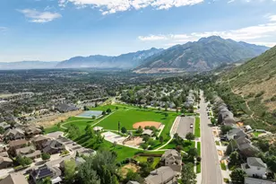 258 E Red Leaf Dr, Draper, UT 84020 - Photo 41