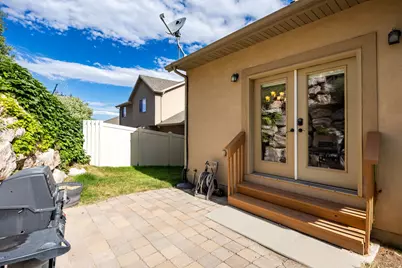 258 E Red Leaf Dr, Draper, UT 84020 - Photo 33
