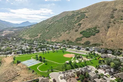 258 E Red Leaf Dr, Draper, UT 84020 - Photo 43