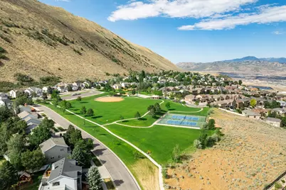 258 E Red Leaf Dr, Draper, UT 84020 - Photo 45