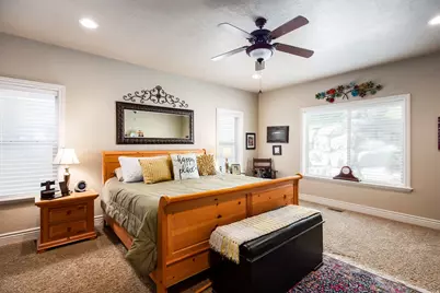 258 E Red Leaf Dr, Draper, UT 84020 - Photo 15