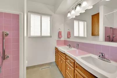 2467 S 2000 W, Syracuse, UT 84075 - Photo 9