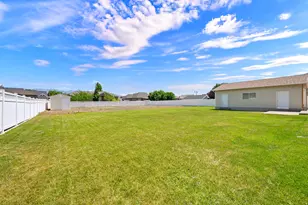 2467 S 2000 W, Syracuse, UT 84075 - Photo 25