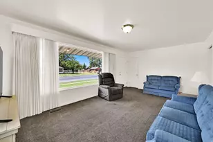 2467 S 2000 W, Syracuse, UT 84075 - Photo 13