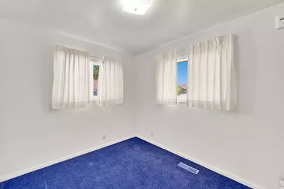 2467 S 2000 W, Syracuse, UT 84075 - Photo 7