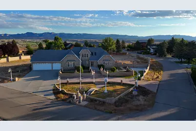 1402 Shepherd Dr, Wellington, UT 84542 - Photo 1