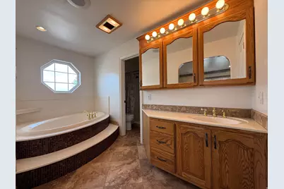 1402 Shepherd Dr, Wellington, UT 84542 - Photo 19