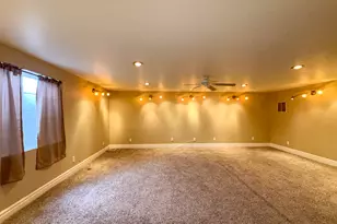 1402 Shepherd Dr, Wellington, UT 84542 - Photo 31