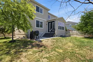 5732 W Yukon River Ln S, Herriman, UT 84096 - Photo 41