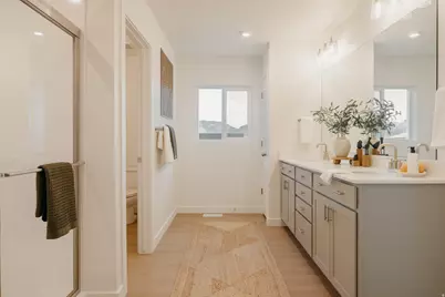 5233 S Paramount Dr, Riverdale, UT 84405 - Photo 73