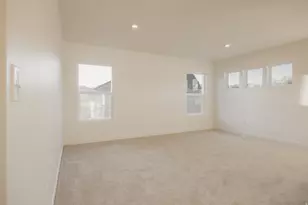 5233 S Paramount Dr, Riverdale, UT 84405 - Photo 33