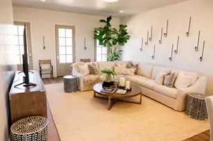 718 W Vista Sur Ln, Saint George, UT 84790 - Photo 9