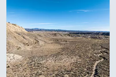 1040 W Under The Rim Rd, Tropic, UT 84776 - Photo 5