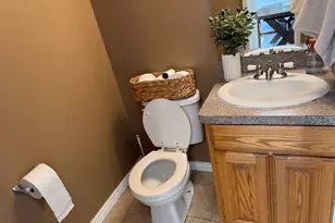 183 E 820 S, Centerville, UT 84014 - Photo 7