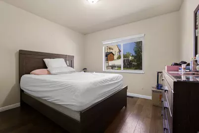 2005 E Redtail Way N, Layton, UT 84040 - Photo 29