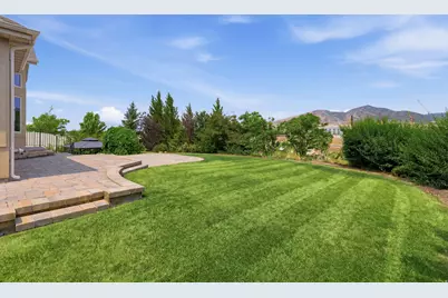 6748 W Canterbury Dr, Highland, UT 84003 - Photo 7