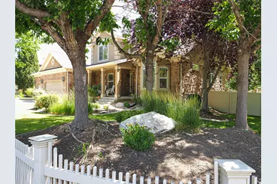 11103 S Alpine Creek Way W, South Jordan, UT 84095 - Photo 3