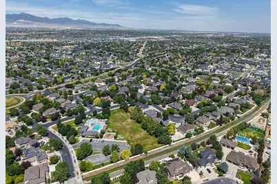 11103 S Alpine Creek Way W, South Jordan, UT 84095 - Photo 47