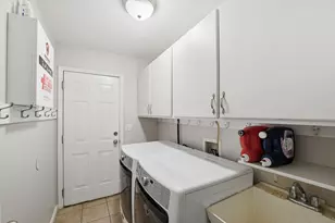 143 W Wrangler Ave, Saratoga Springs, UT 84045 - Photo 23