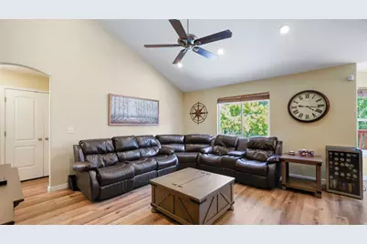 143 W Wrangler Ave, Saratoga Springs, UT 84045 - Photo 5