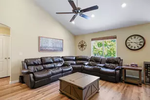 143 W Wrangler Ave, Saratoga Springs, UT 84045 - Photo 5
