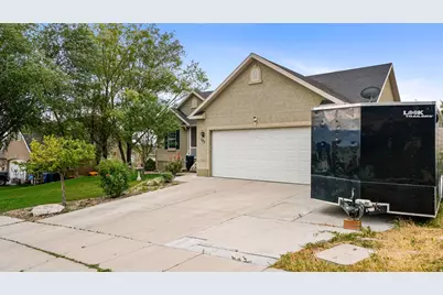 143 W Wrangler Ave, Saratoga Springs, UT 84045 - Photo 33
