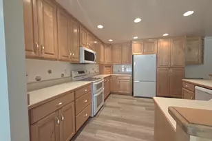 1938 E 5150 S, Holladay, UT 84117 - Photo 7