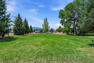 161 E 100 N, Bicknell, UT 84715 - Photo 35