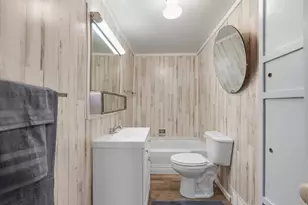 161 E 100 N, Bicknell, UT 84715 - Photo 25