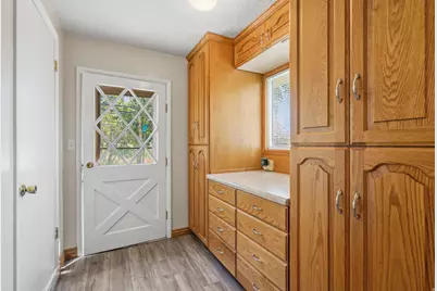 161 E 100 N, Bicknell, UT 84715 - Photo 9