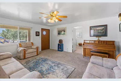 161 E 100 N, Bicknell, UT 84715 - Photo 5