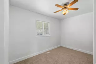 161 E 100 N, Bicknell, UT 84715 - Photo 23