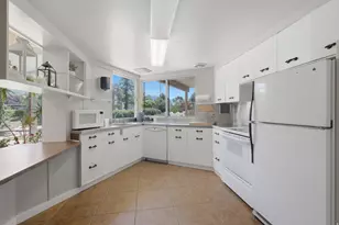 4857 S 1690 E, Holladay, UT 84117 - Photo 23