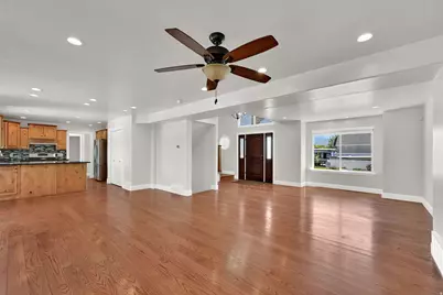 1407 N 3455 W, Clinton, UT 84015 - Photo 13