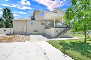 1407 N 3455 W, Clinton, UT 84015 - Photo 47