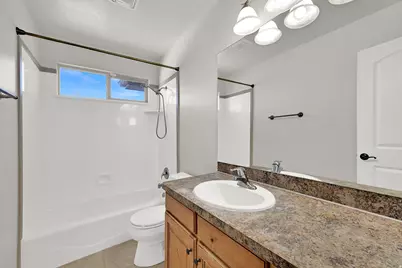 1407 N 3455 W, Clinton, UT 84015 - Photo 31