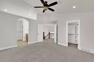 1407 N 3455 W, Clinton, UT 84015 - Photo 27