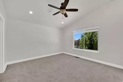 1407 N 3455 W, Clinton, UT 84015 - Photo 25